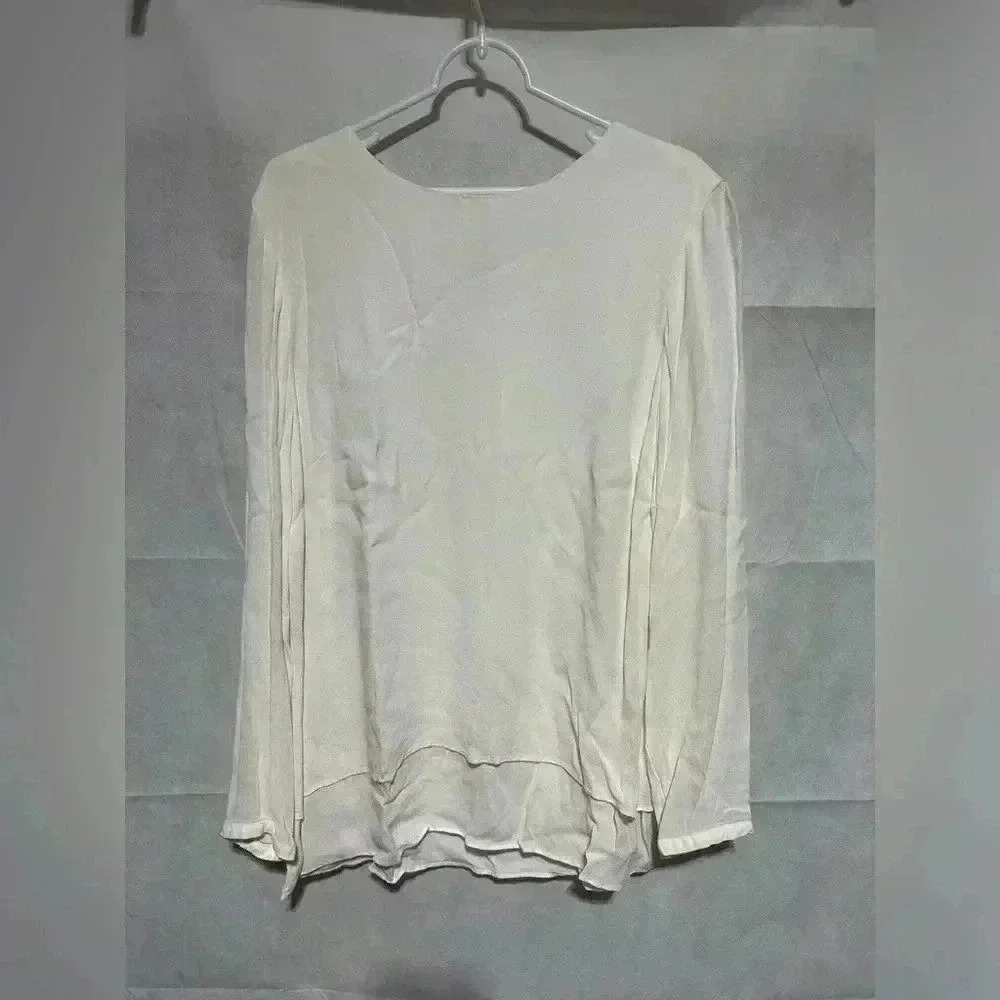 J. JILL Long Sleeve Layered Hem Cream Blouse Top Shirt Sz L Keyhole Back NWOT